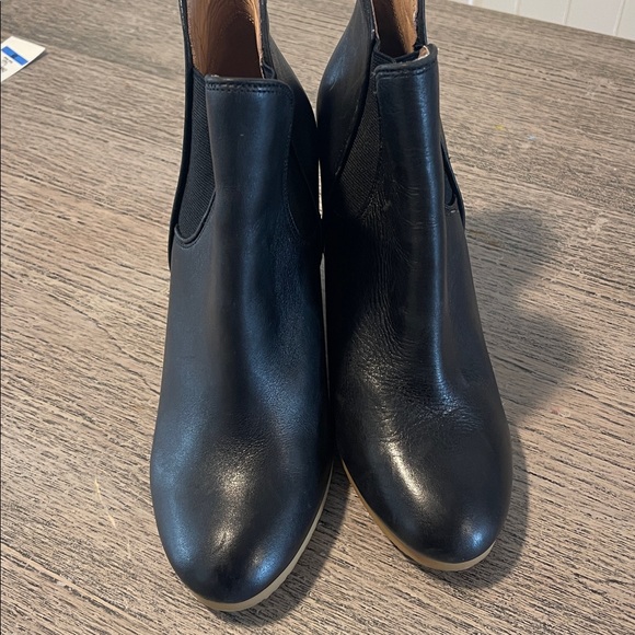 COACH “Farah” Black Leather Wedge Bootie Size 8 - Picture 5 of 7